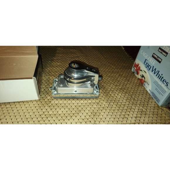 Central Pneumatic Air Orbital Jitterbug Sander 1/2" - Picture 5 of 10